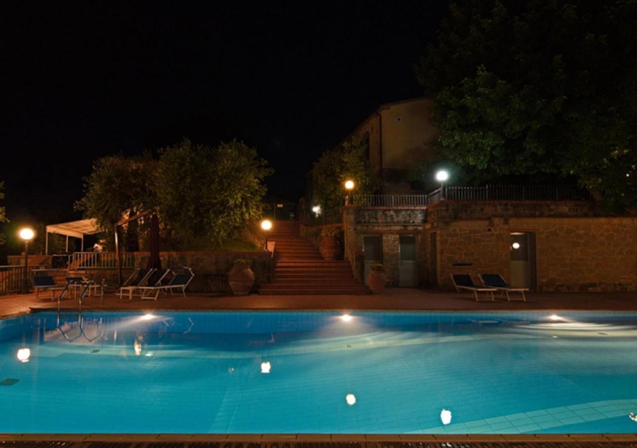 בית הארחה Massa e Cozzile 	I Sette Borghi מראה חיצוני תמונה