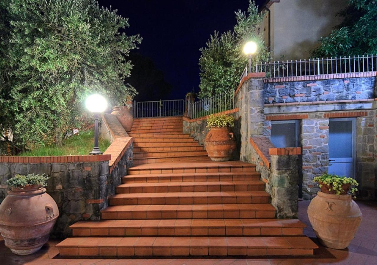 בית הארחה Massa e Cozzile 	I Sette Borghi מראה חיצוני תמונה